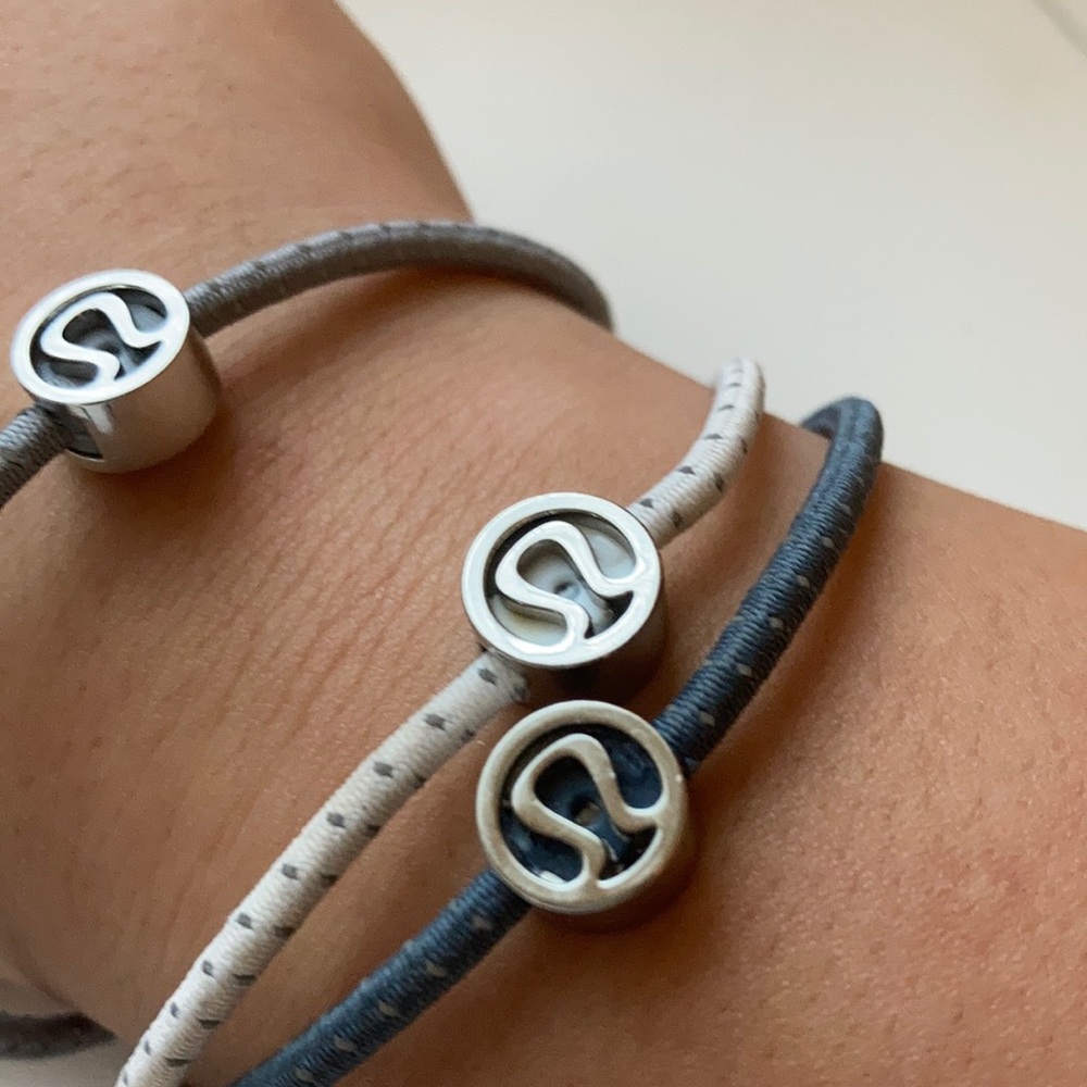 Brand new Lululemon iridescent “glow on” hair ties